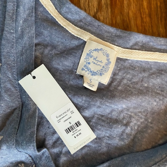 Francescas NWT Blue Floral Long Sleeve Top - Picture 4 of 4